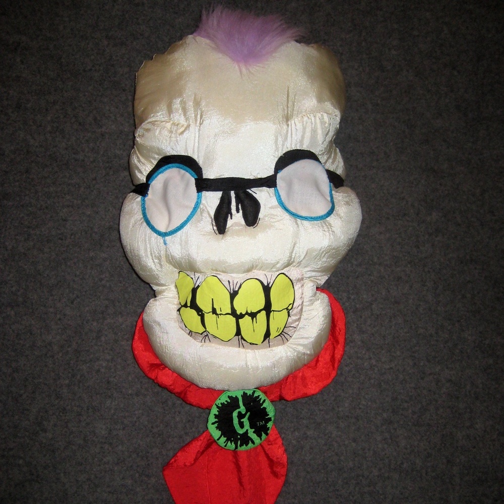 GOOSEBUMPS 1996 "Curly The Skeleton" Plush Pillow